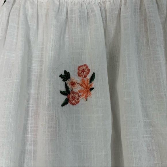 Loft white smocked cotton floral shirt sleeve button up blouse. Size MP - Picture 6 of 10